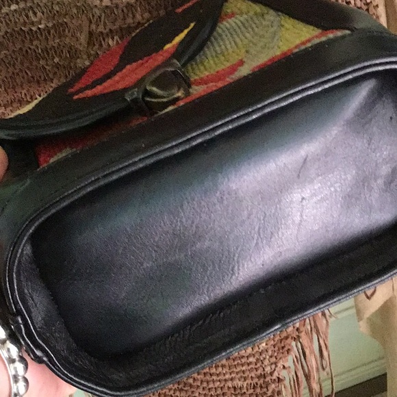 Unique Yun Art  leather and wool crossbody bag - Picture 3 of 8